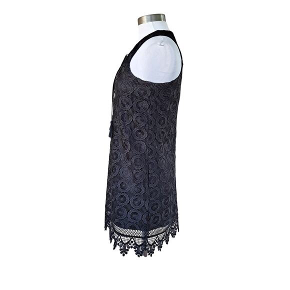 Lovers & Friends Escape Black Lace Up Crochet Mini Shift Dress Size Small - Picture 5 of 9